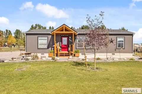 628 N 2743 E, Roberts, ID 83444