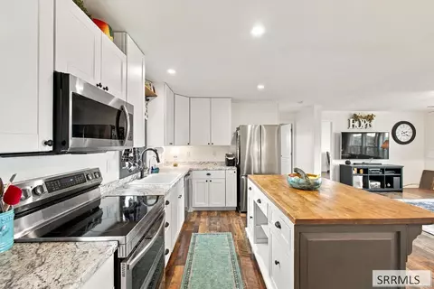 Kitchen - 628 N 2743 E, Roberts, ID 83444 photo 4 of 5