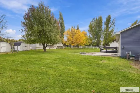 Exterior - 646 N 3508 E, Menan, ID 83434 photo 5 of 6