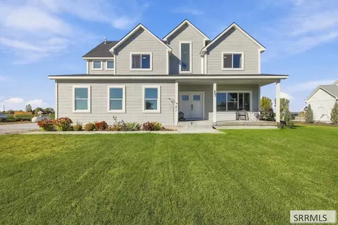 665 N 3067 E, Roberts, ID 83444
