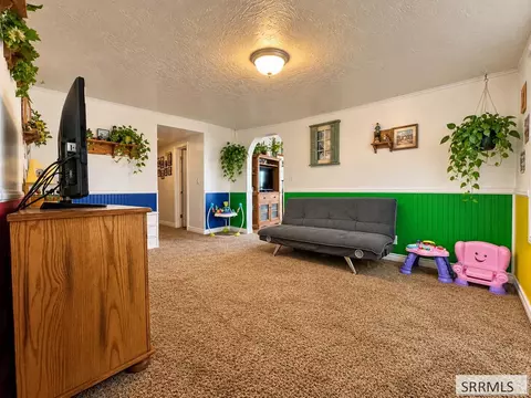 Living - 224 E 4th N, Saint Anthony, ID 83445 photo 2 of 2