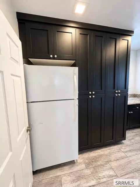 Kitchen - 224 E 4th N, Saint Anthony, ID 83445 photo 3 of 3