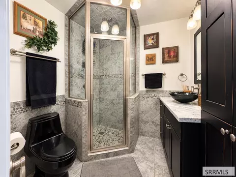Bath - 224 E 4th N, Saint Anthony, ID 83445 photo 2 of 2