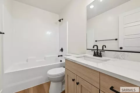 Bath - 3058 Blue Muse Rd, Ammon, ID 83406 photo 2 of 2