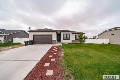 1245 Ernest Dr, Idaho Falls, ID 83402