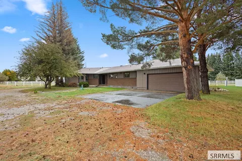 Exterior - 167 N 4200 E, Rigby, ID 83442 photo 2 of 6