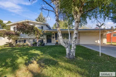 1734 Rainier St, Idaho Falls, ID 83402