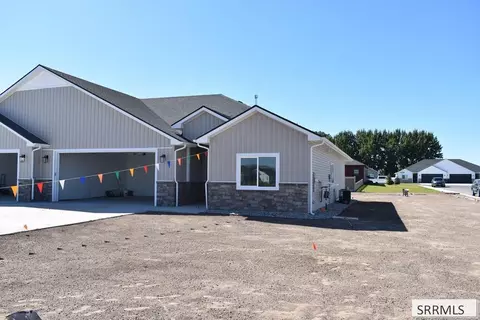 422 Zions St, Shelley, ID 83274