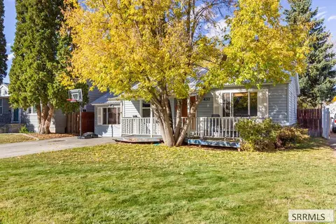 437 6th St, Idaho Falls, ID 83401
