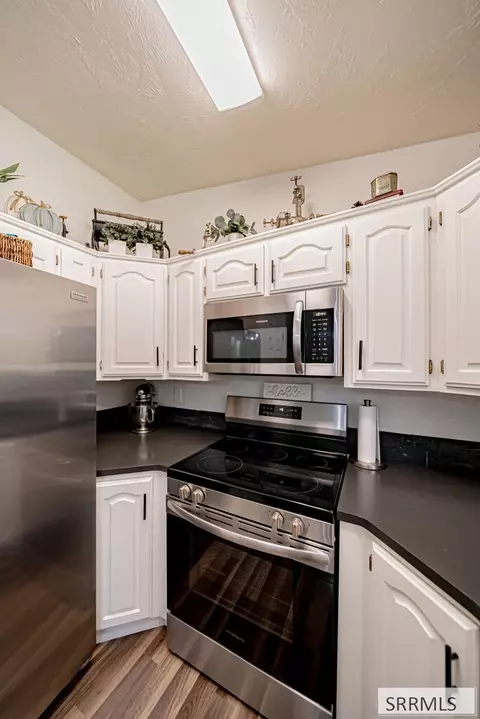Kitchen - 601 Casper, Rexburg, ID 83440 photo 4 of 7