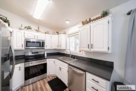 Kitchen - 601 Casper, Rexburg, ID 83440 photo 1 of 7