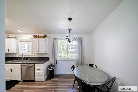 Dining - 601 Casper, Rexburg, ID 83440 photo 3 of 3