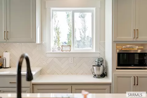 Kitchen - 84 N 4142 E, Rigby, ID 83442 photo 8 of 8