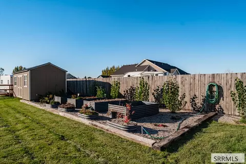 Exterior - 84 N 4142 E, Rigby, ID 83442 photo 10 of 15