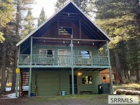 3620 Meadow View Ln, Island Park, ID 83429