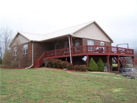 901 Spur Rd, Decherd, TN 37324 photo 2
