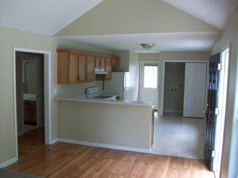 908 E State St, Murfreesboro, TN 37130 photo 9