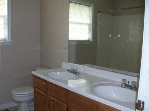 908 E State St, Murfreesboro, TN 37130 photo 15