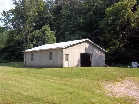 102 Henry Sharp Rd, Hohenwald, TN 38462 photo 12
