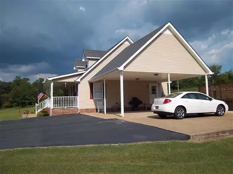 102 Henry Sharp Rd, Hohenwald, TN 38462 photo 4