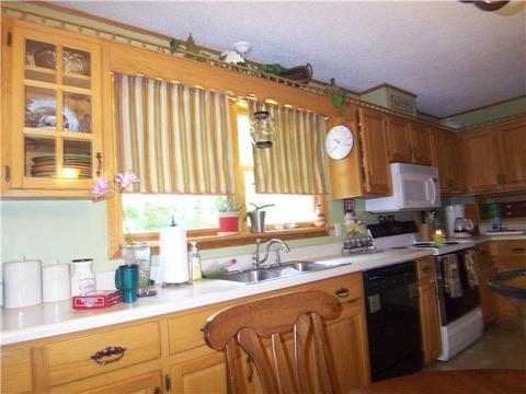 729 Hickory St, Centerville, TN 37033 photo 2