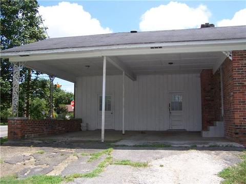 504 S 3rd St, Pulaski, TN 38478 photo 3