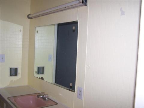 504 S 3rd St, Pulaski, TN 38478 photo 6