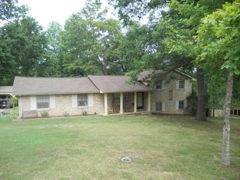 403 Broadview Dr, Dickson, TN 37055 photo 1