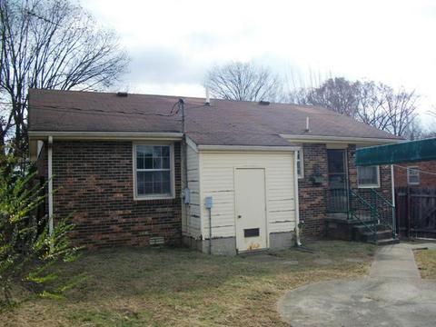 405 Grace St, Springfield, TN 37172 photo 2