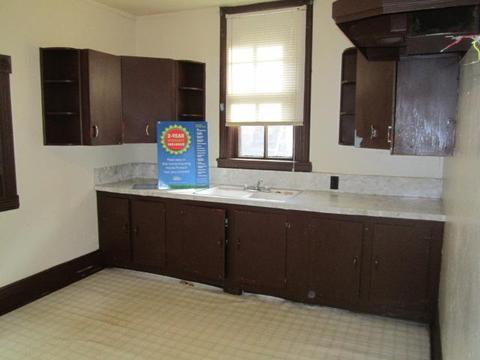 112 N Walnut St, Springfield, TN 37172 photo 9