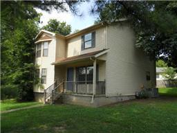 206 Reeves St, Dickson, TN 37055 photo 1
