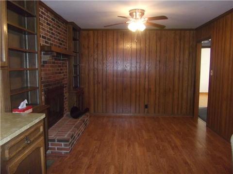 2304 Crescent Dr, Springfield, TN 37172 photo 8