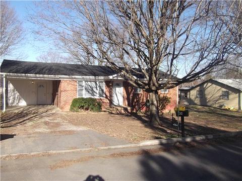 2304 Crescent Dr, Springfield, TN 37172 photo 1