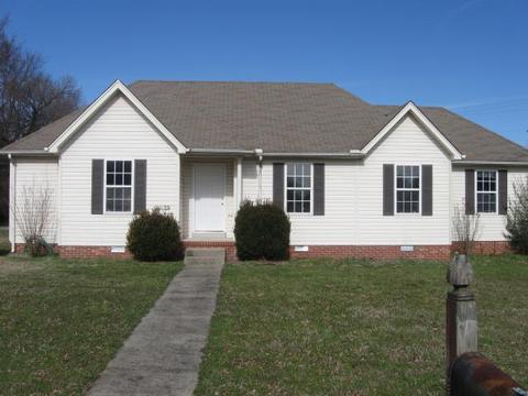 2425 Floyd Ave, Murfreesboro, TN 37130 photo 1