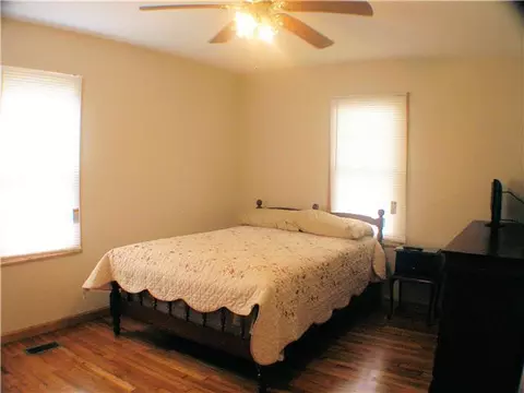 400 Bratton St, Decherd, TN 37324 photo 6