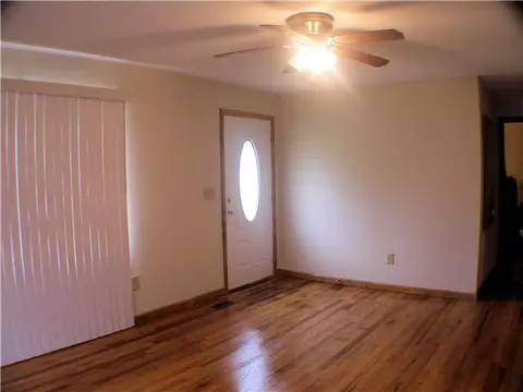 400 Bratton St, Decherd, TN 37324 photo 10