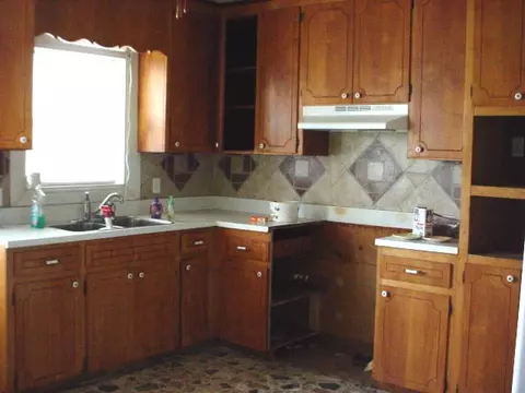 606 E Main St, Decherd, TN 37324 photo 9