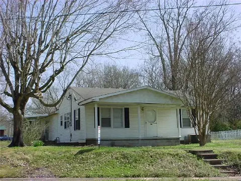 606 E Main St, Decherd, TN 37324 photo 1