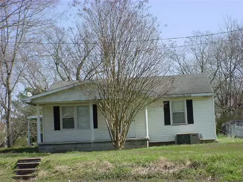 606 E Main St, Decherd, TN 37324 photo 3