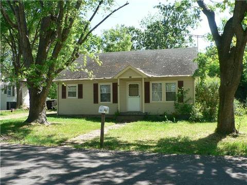 922 Leaf Ave, Murfreesboro, TN 37130 photo 1