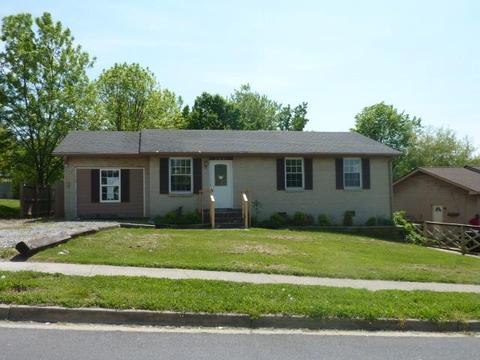 505 10th Ave E, Springfield, TN 37172 photo 1
