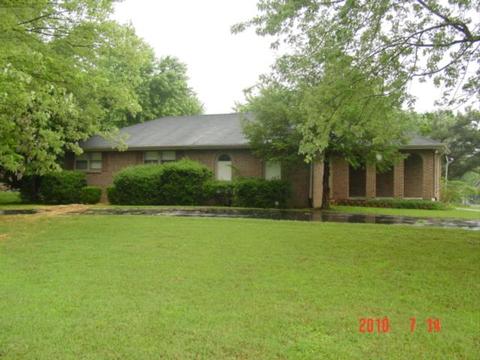 112 Sam Davis Dr, Springfield, TN 37172 photo 1