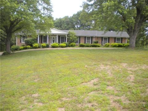 2115 Highway 100, Centerville, TN 37033 photo 1