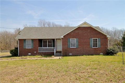 3739 Armstrong, Springfield, TN 37172 photo 1