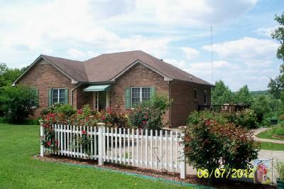 701 3rd Ave W, Springfield, TN 37172 photo 1
