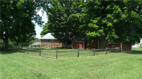 810 W Maple St, Morrison, TN 37357 photo 19