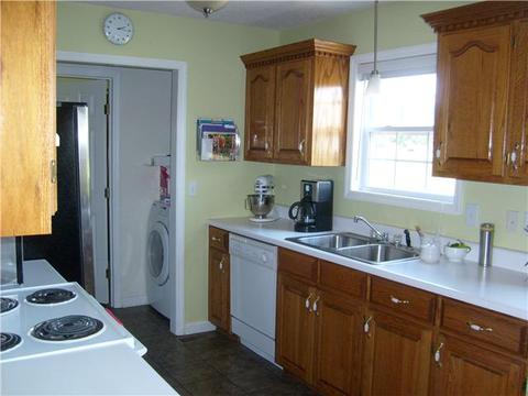 618 2nd Ave S, Loretto, TN 38469 photo 3