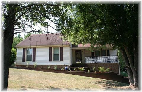 672 Lakeside Dr, Springfield, TN 37172 photo 2