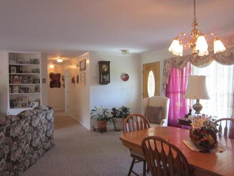 621 Riddle Ln, Loretto, TN 38469 photo 5