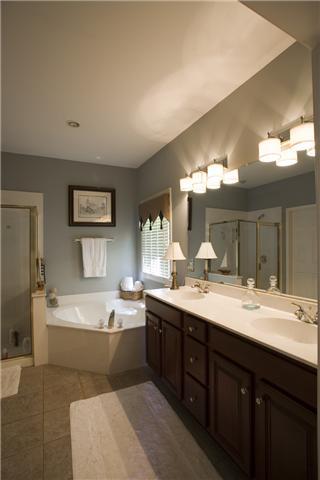 1005 E Point Cv, Hermitage, TN 37076 photo 11